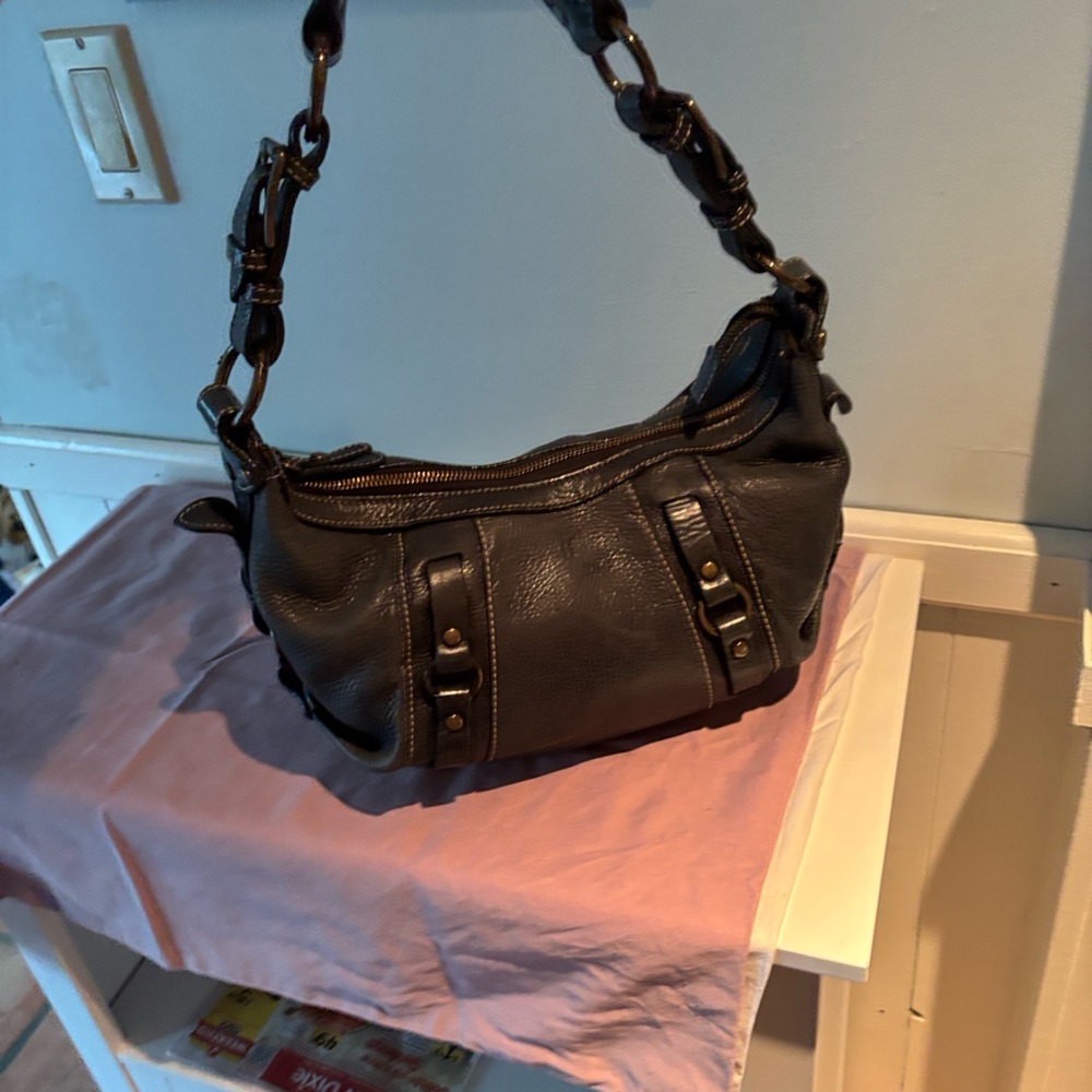 FRYE AND CO. Black Leather Shoulder Bag